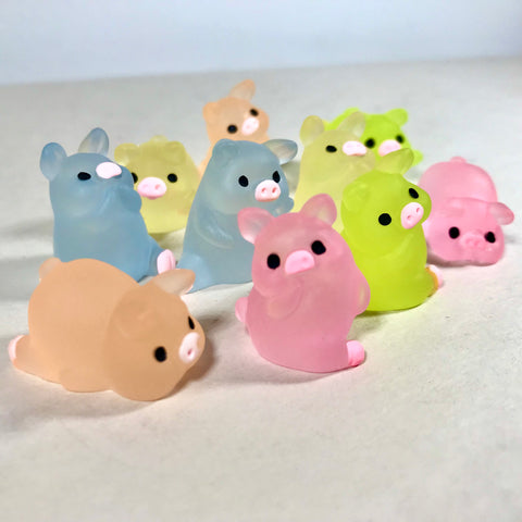 Mini Pig Statue (Multiple Options)